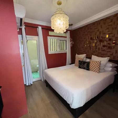 Hotel La Caravelle Aix-en-Provence